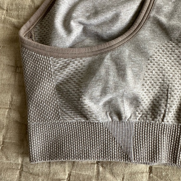 GYMSHARK• Women’s Vital Seamless 2.0 Sports Bra Size S - Picture 7 of 8